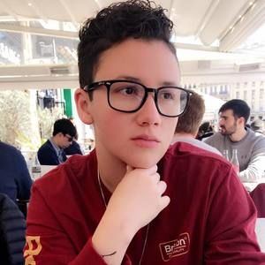 Meet your Posher, Daniela